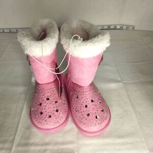 NWT TODDLER GIRLS PINK WINTER‎ BOOTS